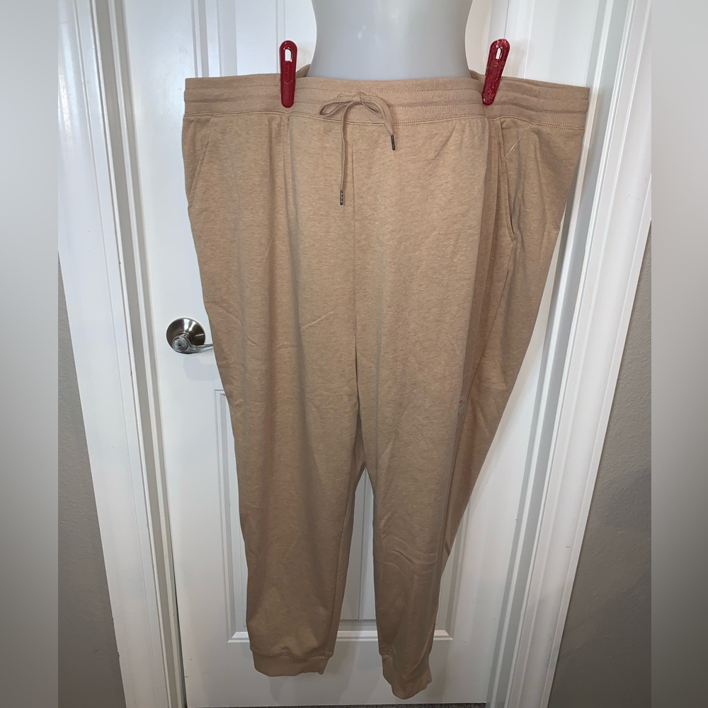 Old Navy Plus Size Caramel Colored Sweatpants NWOT